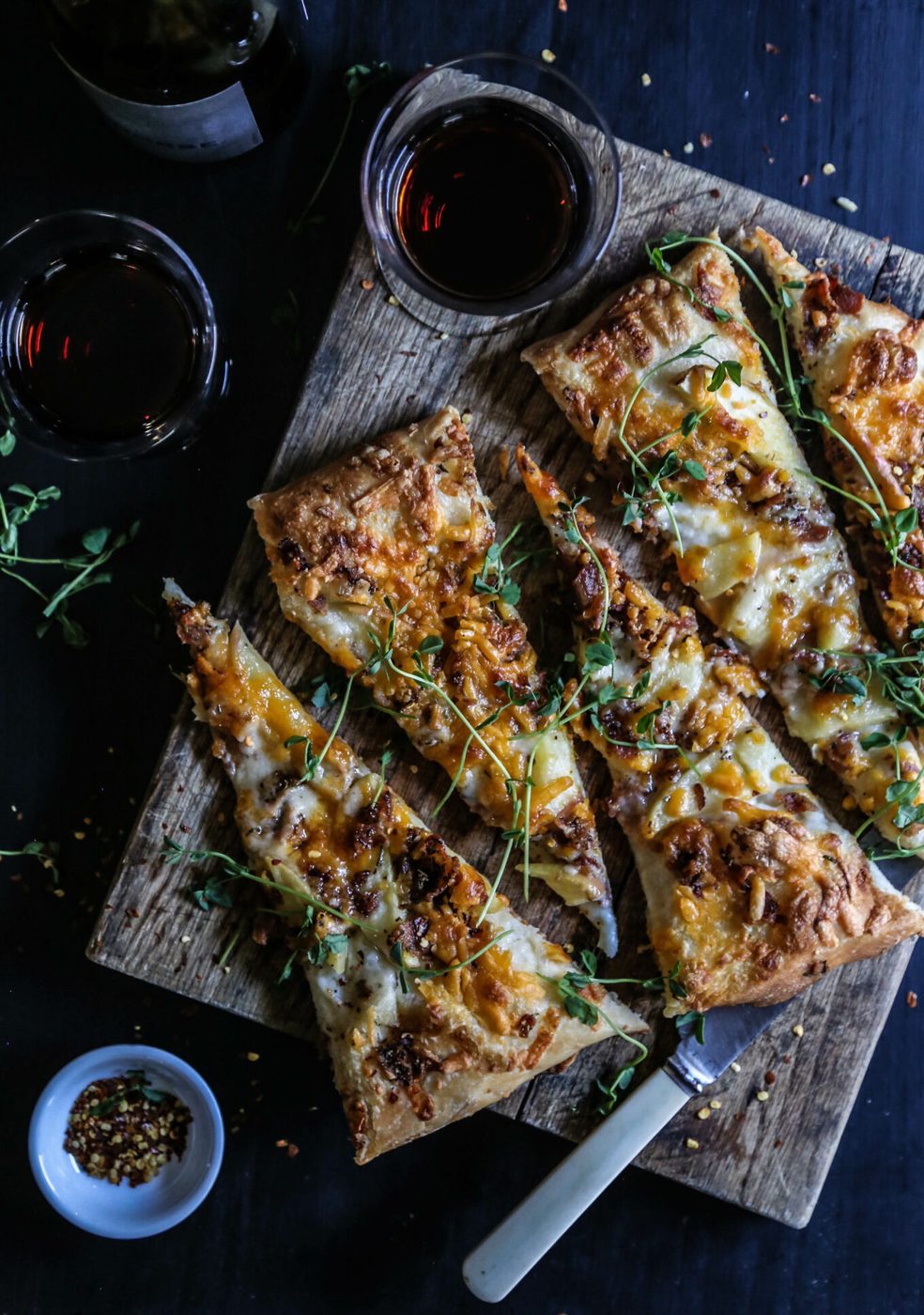 apple-cheddar-rosemary-bacon-pizza-www-climbinggriermountain-com-iii