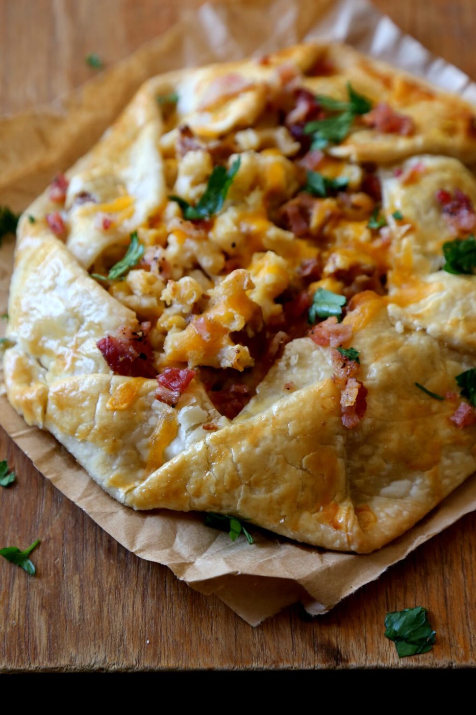 Foodie fridays: cajun mac and cheese rustic tart