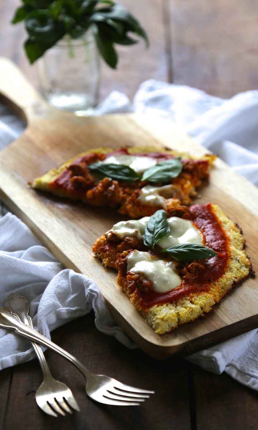 cauliflower pizza crust with chorizo & buffalo mozzarella www.climbinggriermountaina.com
