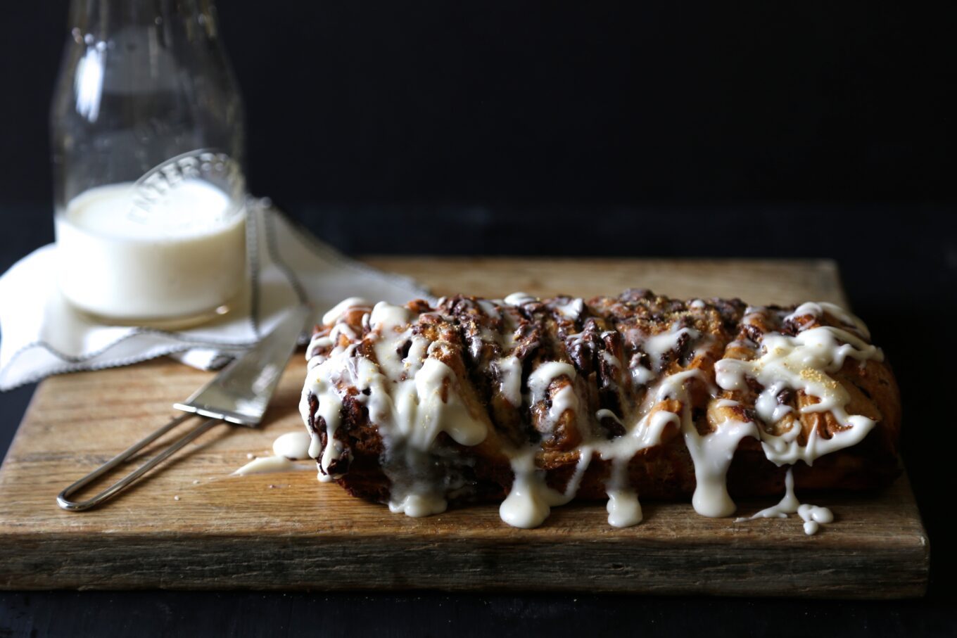 Chocolate tres leches pull-apart pizza bread
