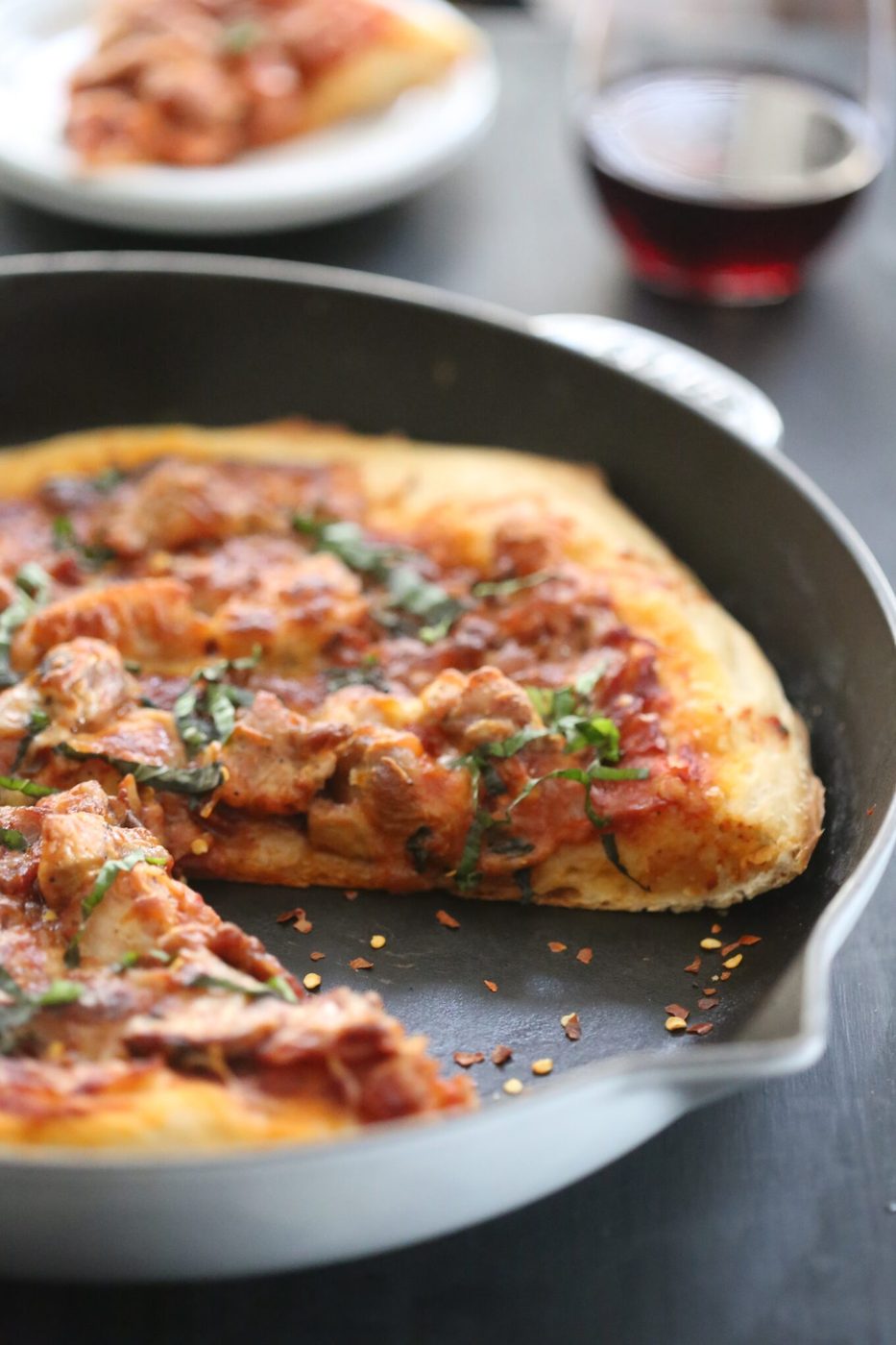 Coq au vin skillet pizza