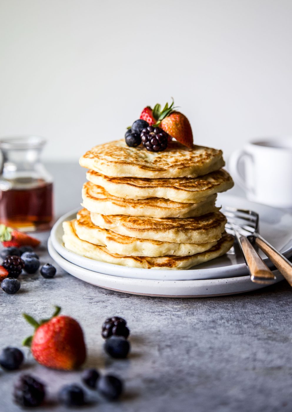 Simple Souffle Pancakes with Mixed Berries Simple Souffle Pancakes with Mixed Berries