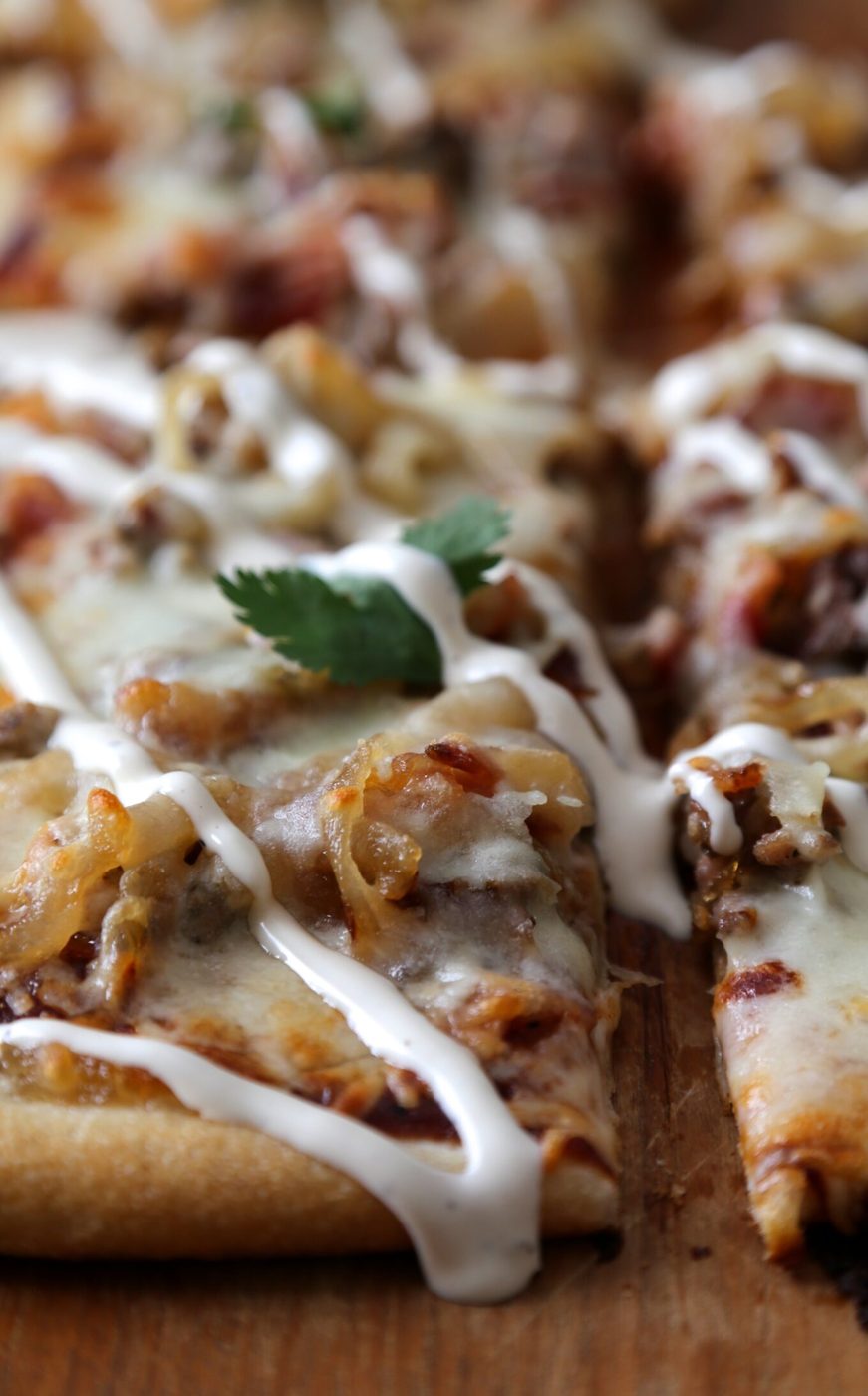 caramelized onion, sausage, and barbecue pizza with ranch dressing www.climbinggriermountain.com