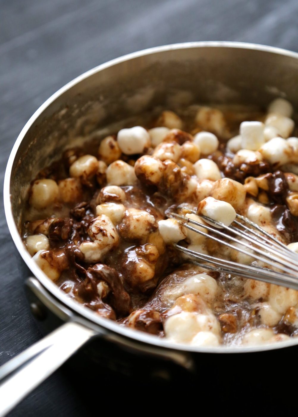 simple five minute fudge with gingerbread marshmallows & caramel sauce