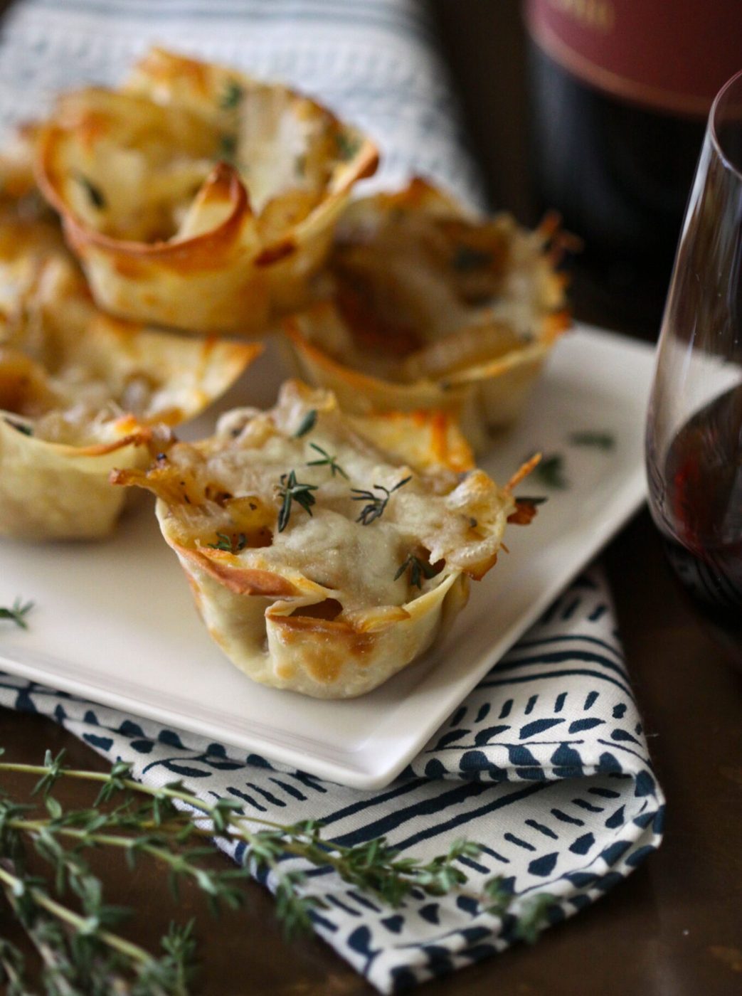 Foodie fridays: french onion soup wonton bites