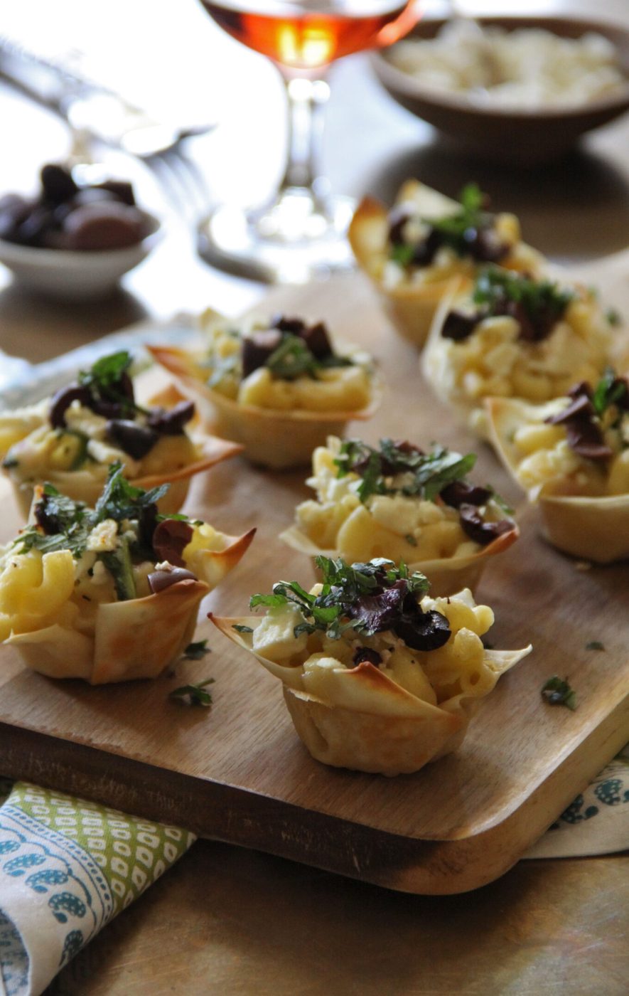 greek mac and cheese wonton bites with crumbled feta + mint www.climbinggriermountain.com