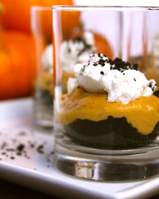 Oreos on foodie fridays: pumpkin pie parfaits