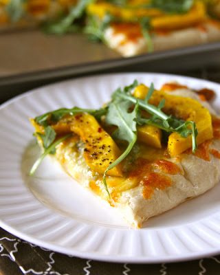 Foodie fridays: roasted acorn squash pizza