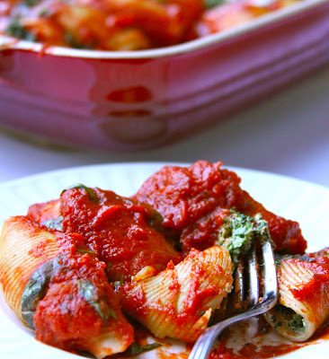 Foodie fridays: vegan stuffed shells