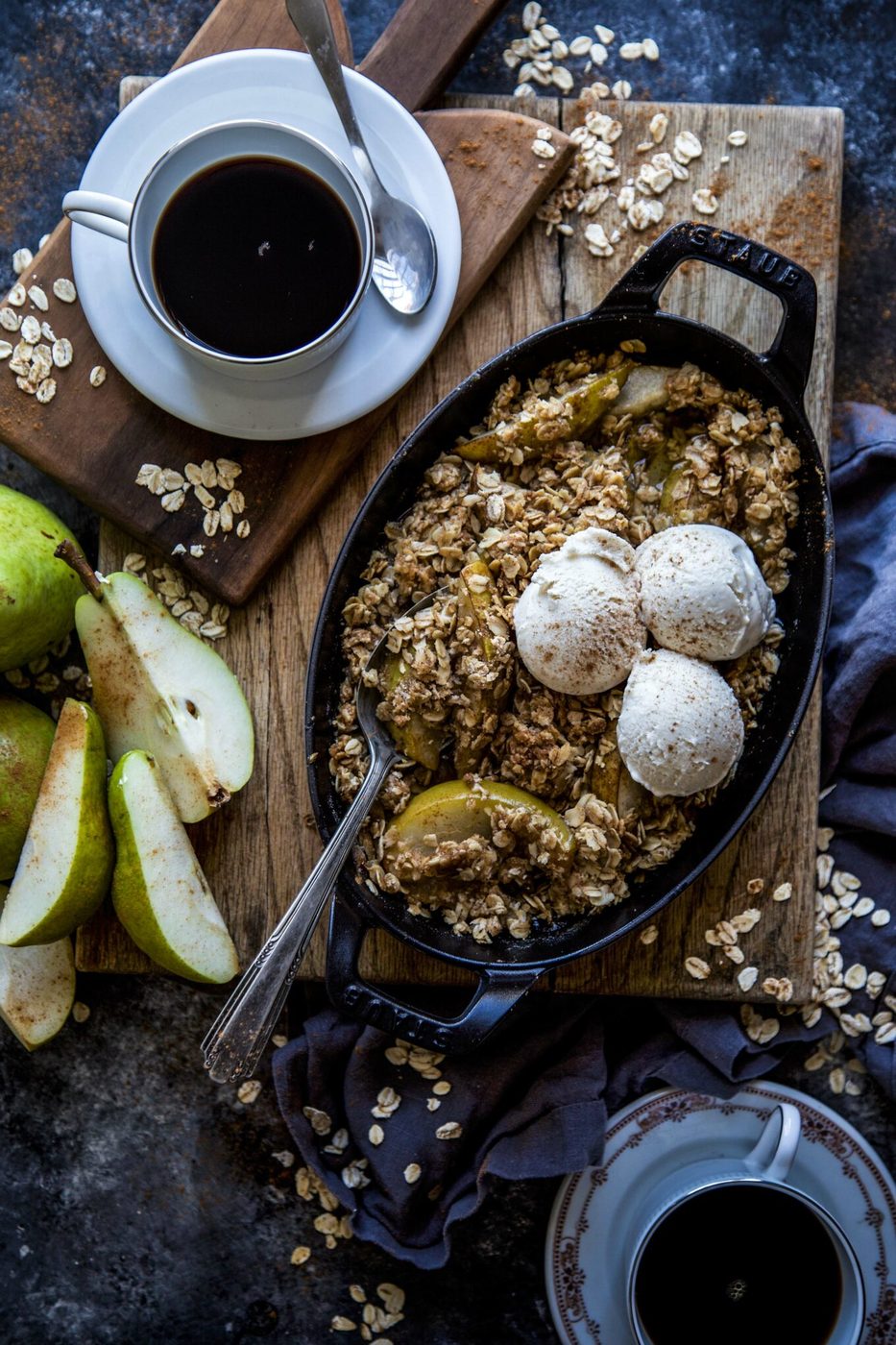 Ginger Pear Oatmeal Cookie Crisp