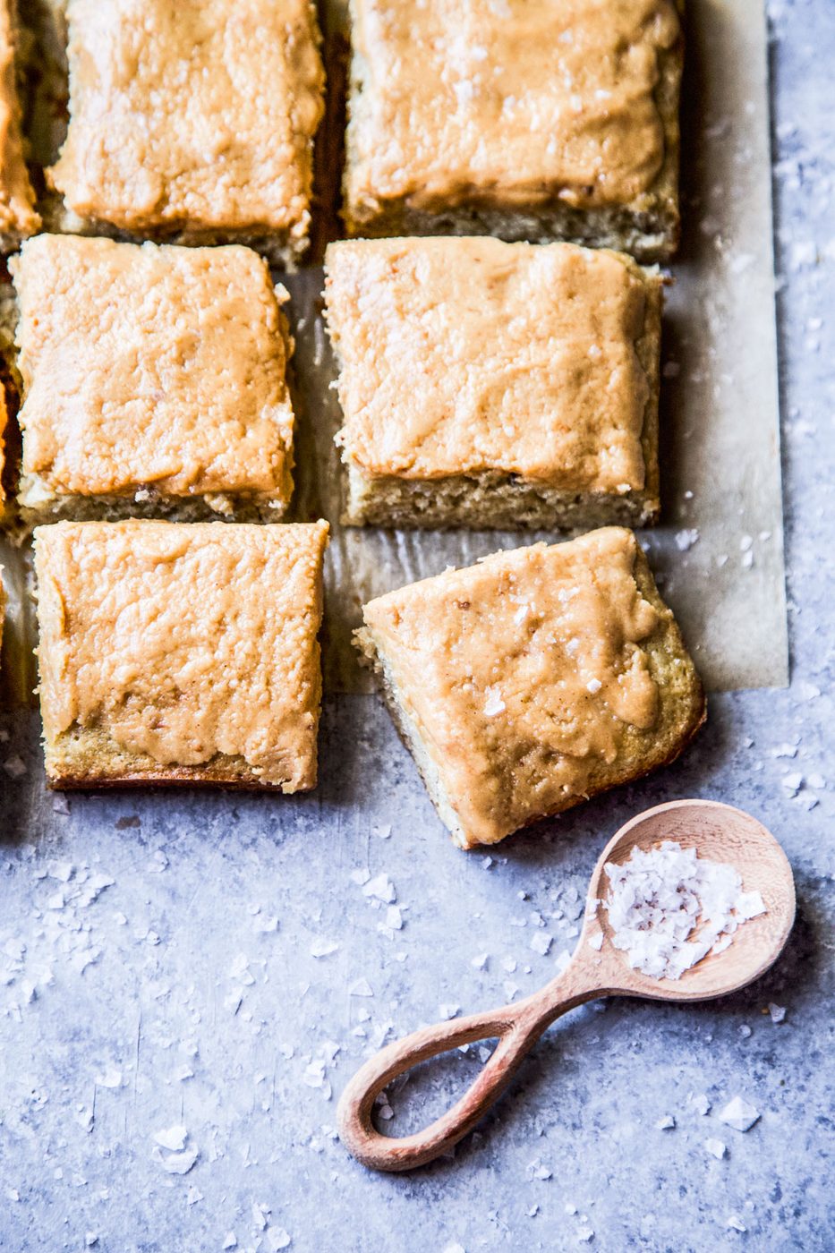 banana snack cake