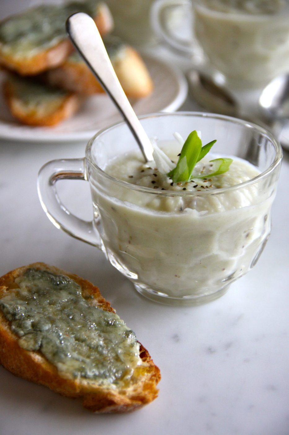 Gorgonzola and honey crostini on soup week: sunchoke soup