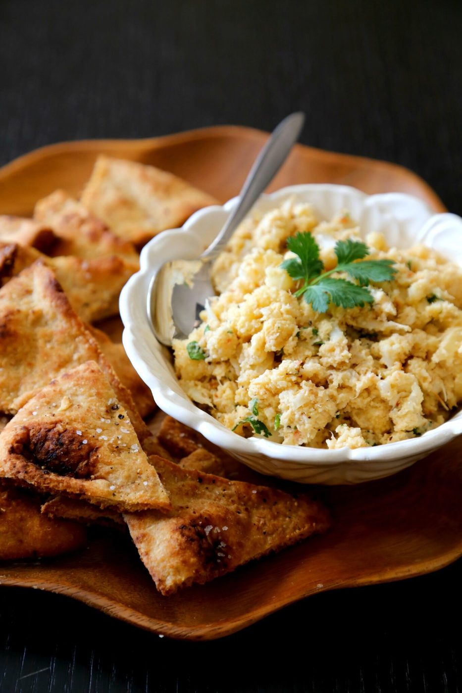 Naan chips on spiced cauliflower spread