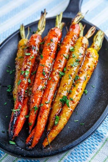 Maple-Miso Dijon Roasted Carrots 800 3122