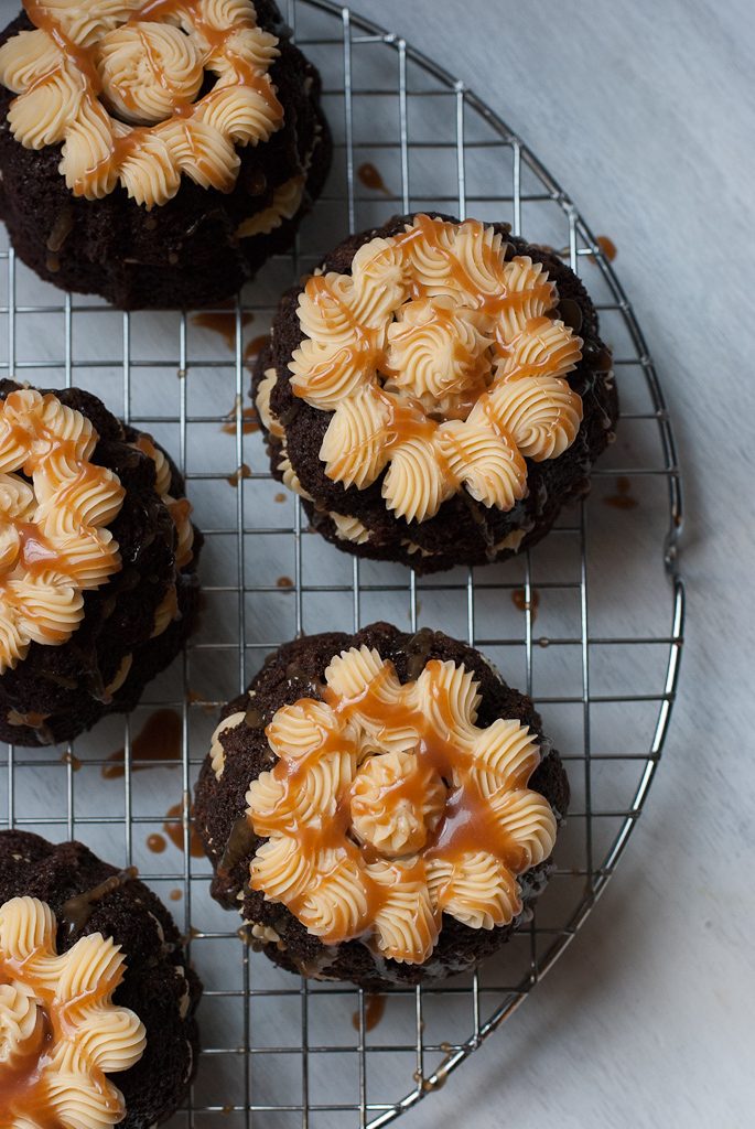 ten simple st. patty's day guinness desserts www.climbinggriermountain.com
