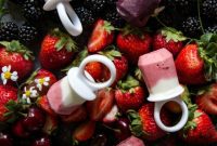 Star-Spangled Smoothie Pops