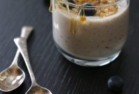 Breakfast in Bed Bliss Blueberry Lemon Oat Smoothie with Streusel Topping