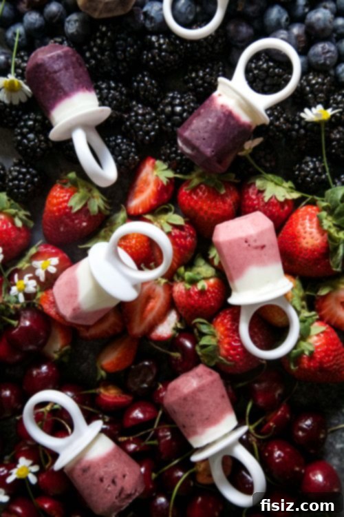 Star-Spangled Smoothie Pops 6 Patriotic Smoothie Ring Pops: Delicious and Easy