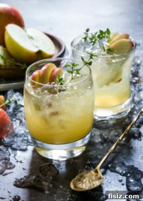 Honeycrisp Apple Cider Bourbon Shrub 2 Honeycrisp & Apple Cider Bourbon Shrub - Fall Cocktail