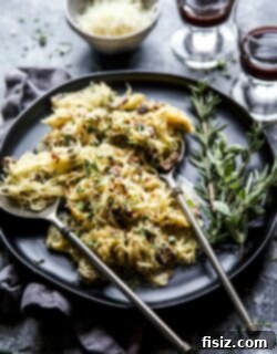 Herbed Creamy Spaghetti Squash 7 Creamed Spaghetti Squash with Fresh Herbs served in a bowl.