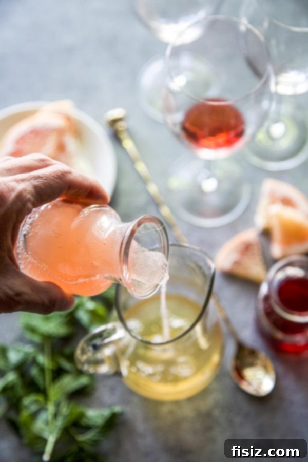 Fresh Mint Rosé Aperol Spritz 4 Ingredients for Rosé-Aperol Spritz: passion fruit juice, Aperol, lime, rosé