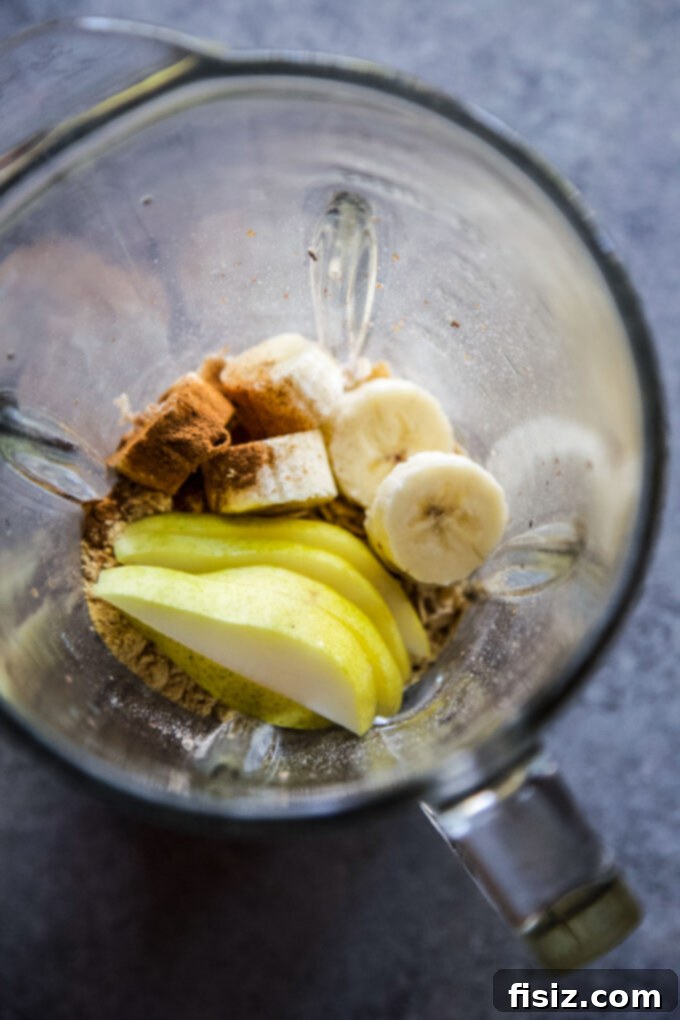 Creamy Ginger Pear Oat Smoothie 6 ingredients to make the pear smoothie