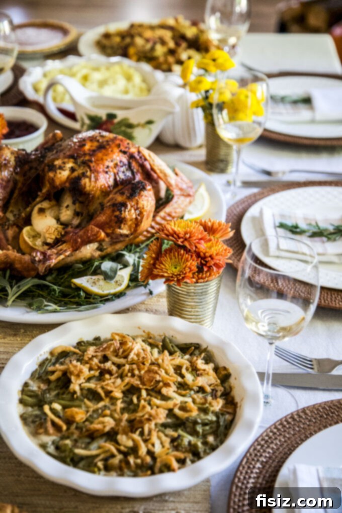 Stress Free Thanksgiving Hosting Your Free Printable Checklist 10 Thanksgiving dinner table setting ideas with food