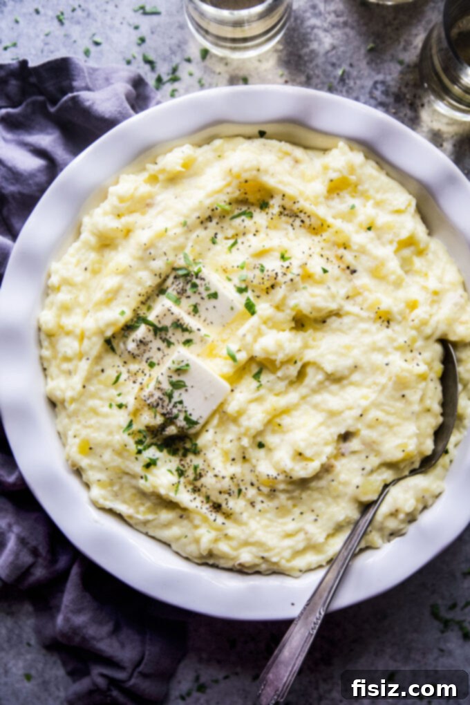 Budget Thanksgiving Made Easy Free Printable Shopping List 8 ultimate classic mashed potatoes www.thecuriousplate.com