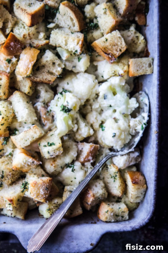 Garlic Bread Crusted Cheesy Cauliflower Bake 3 Cheesy Cauliflower Casserole with Garlic Bread Crust