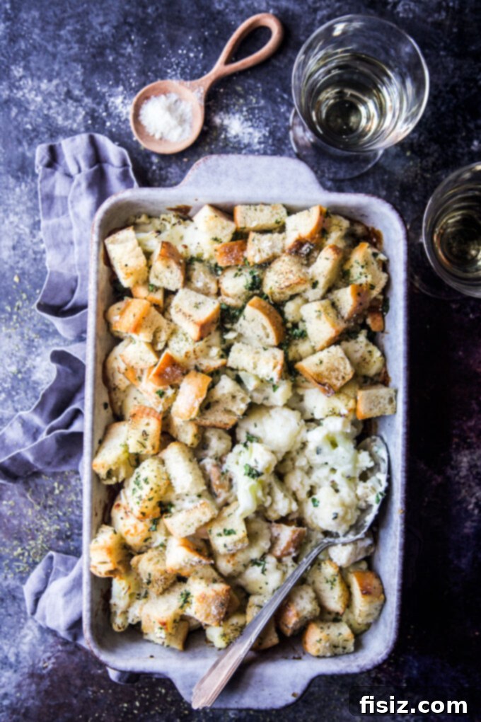Garlic Bread Crusted Cheesy Cauliflower Bake 8 Cheesy Cauliflower Casserole with Garlic Bread Crust