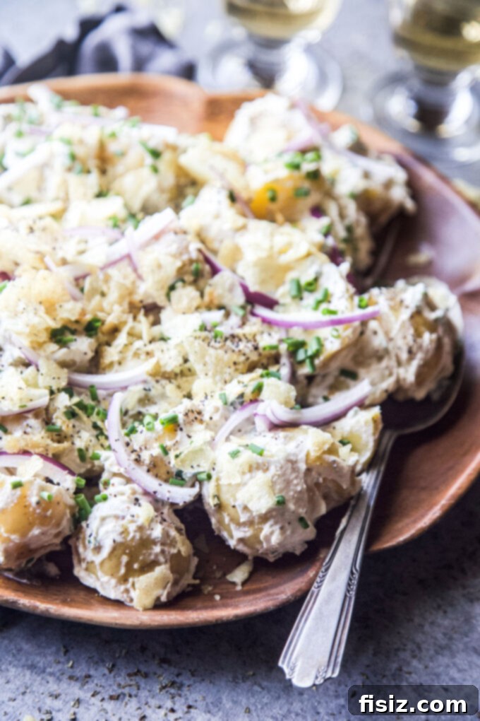 Tangy Sour Cream Onion Potato Salad 9 Easy Sour Cream and Onion Potato Salad ready to serve