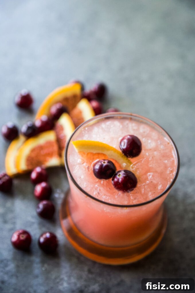 Beat the Bloat: 3 DIY Tonics for Thanksgiving Digestion 7 A glass of the Cranberry & Cinnamon Tonic, a beautiful and soothing drink to aid Thanksgiving digestion.